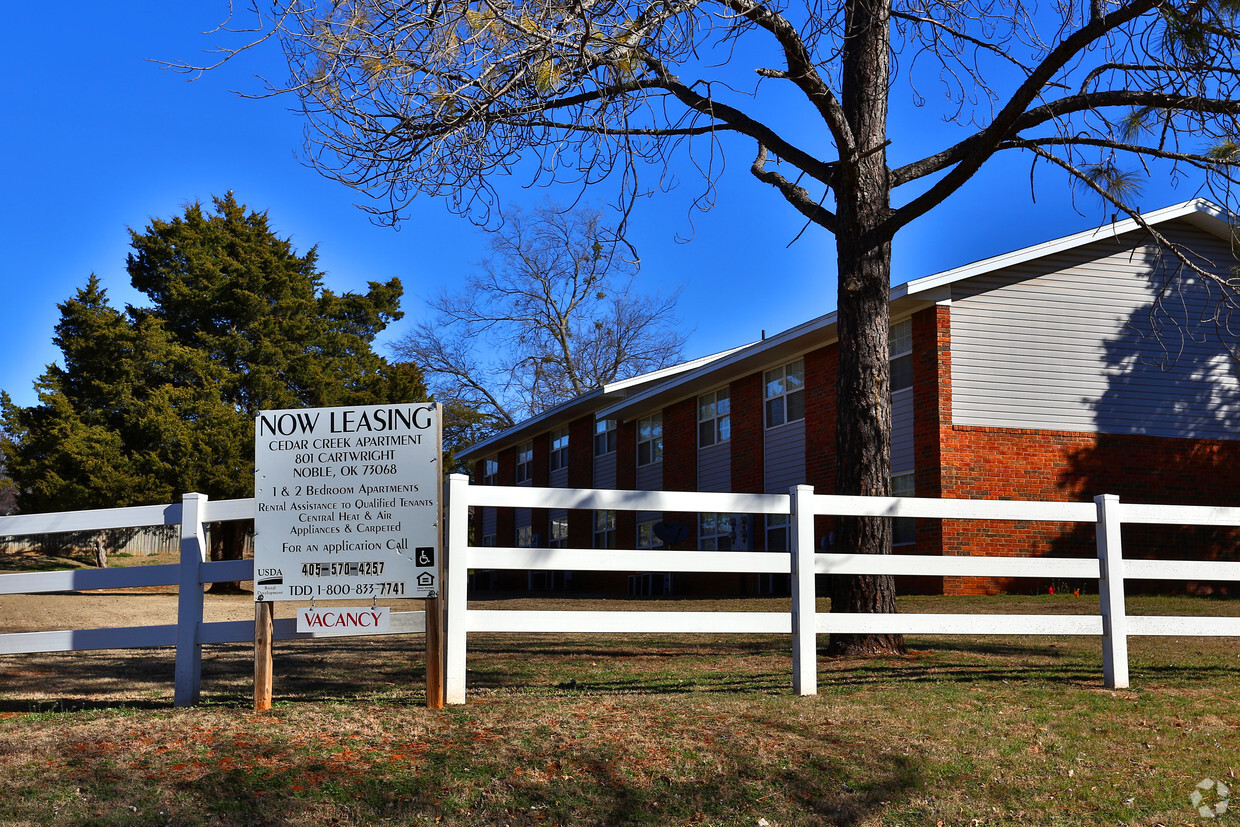 Primary Photo - Cedar Creek Apartments