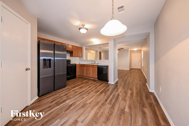 Building Photo - 1152 Warrior Dr