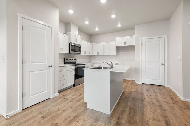 Foto del edificio - 3422 SW Hartley Ave