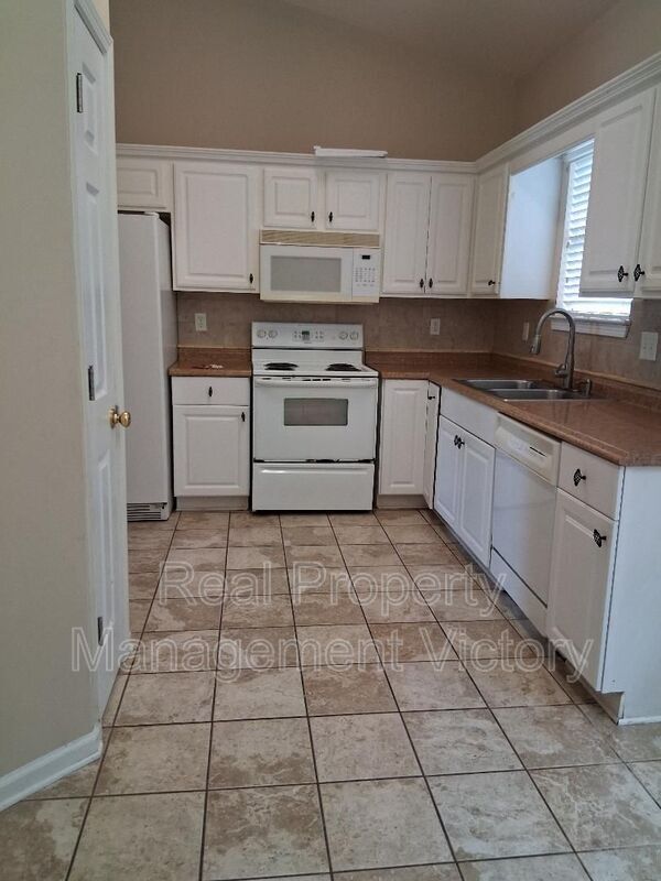 Foto del edificio - 6133 Letson Farms Dr