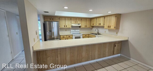 Foto del edificio - 2 br, 2.5 bath House - 810 Poinsetta Dr. U...