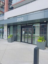 Building Photo - 2550 Simcoe St N