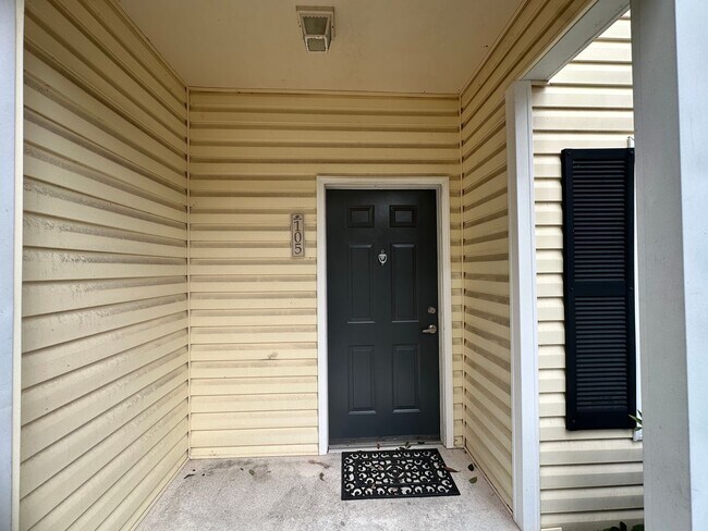 Foto del edificio - Stylish 2 bed, 2.5 Bath Condo in Magnolia ...