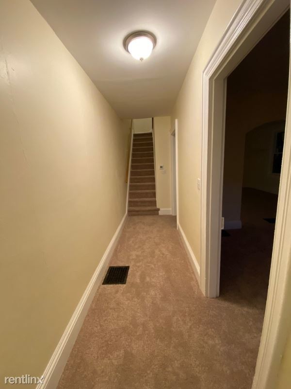 Foto del edificio - 3 br, 1 bath House - 18 S 11th St