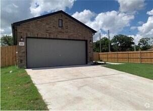 Building Photo - 454 Thunder Valley Trl