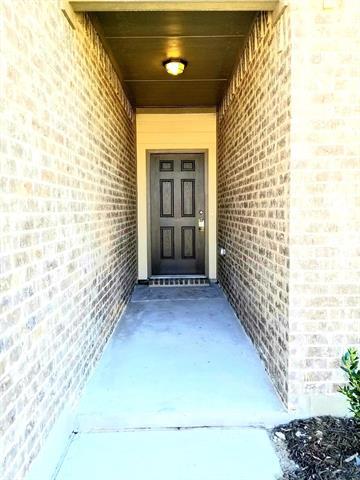Building Photo - 724 Crestridge Dr