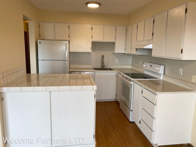 Foto del edificio - 1015-1045-1049 Franklin Ave