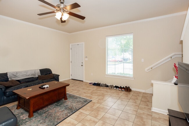 Foto del edificio - 2405 Brightside Dr