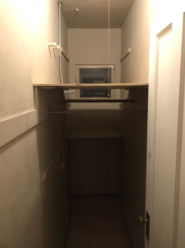 Walk-in closet - 632 Marengo Ave