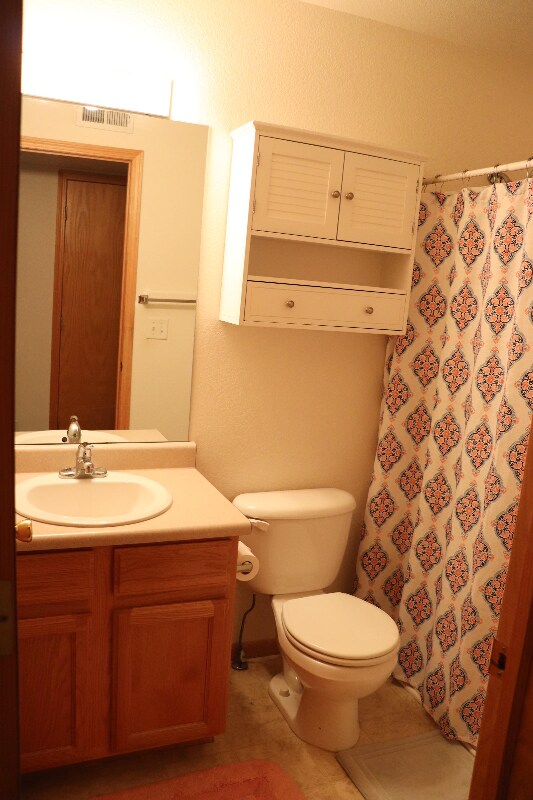 Foto del edificio - 1221 University Ave