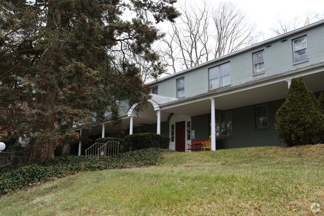 Foto del edificio - 205 N Essex Ave