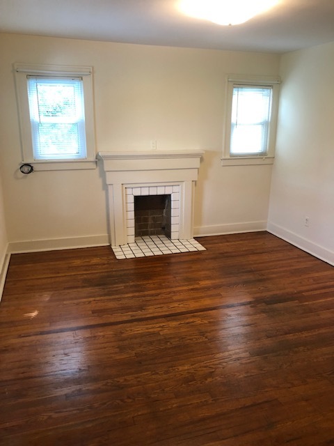 Living Room - 307 Rosewood Ave