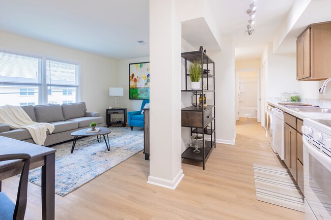 Living Room & Kitchen - 907 Trifecta on Red Mile