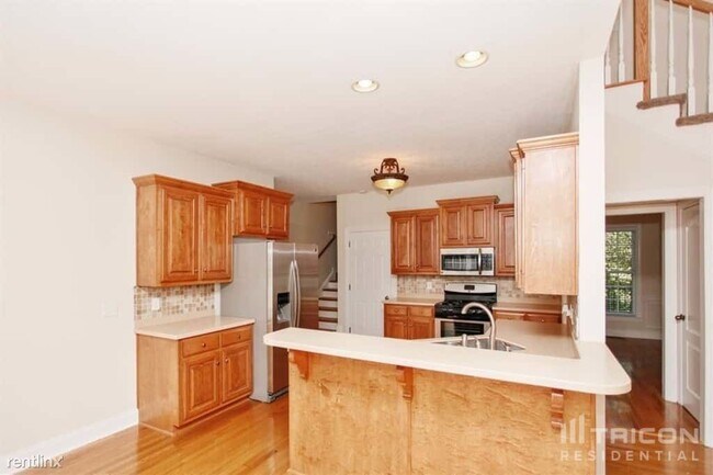 Foto del edificio - 1016 Tower Hill Ln