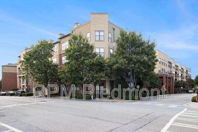 Building Photo - 401 16th St NW
