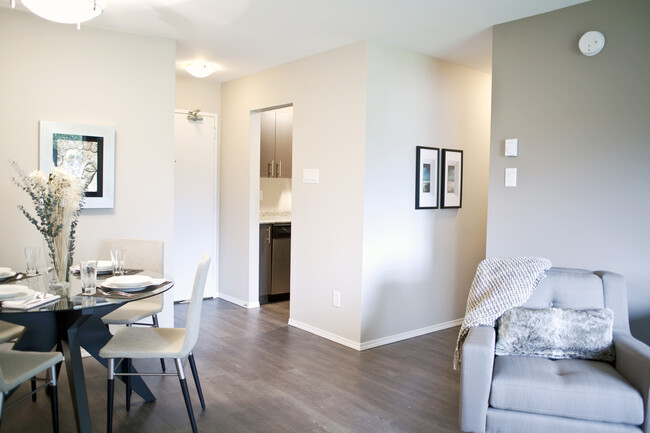 Building Photo - 2331 Pembina Hwy