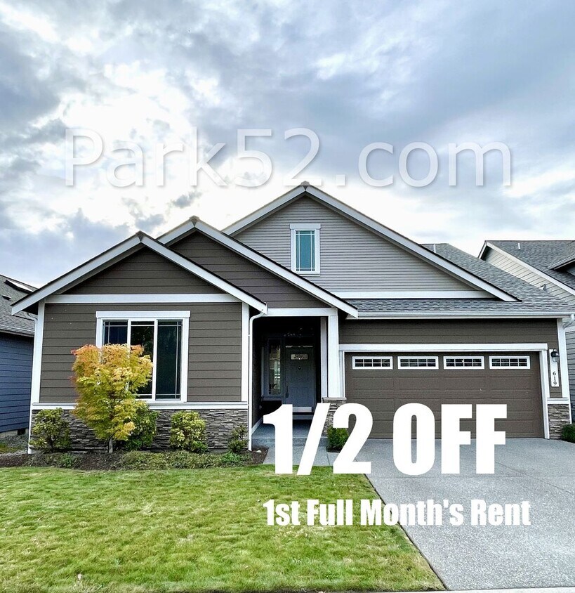 Foto principal - Half Off First Full Month! 4 Bedroom Single Family Home in Lacey