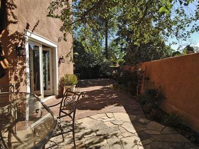 Building Photo - 644 Old Santa Fe Trl