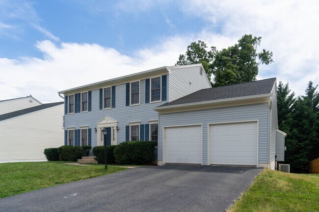 Building Photo - 4 BD 3/5 Ba home in Hampton Oaks, Stafford
