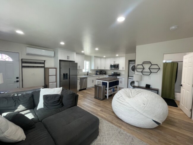 Foto del edificio - 5034 54th St