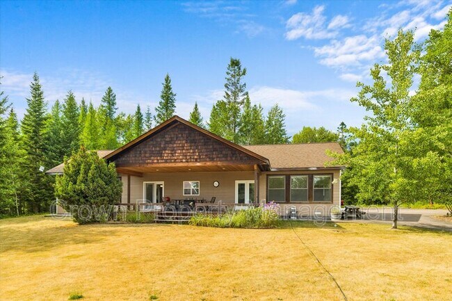 Building Photo - 2530 E Edgewood Dr