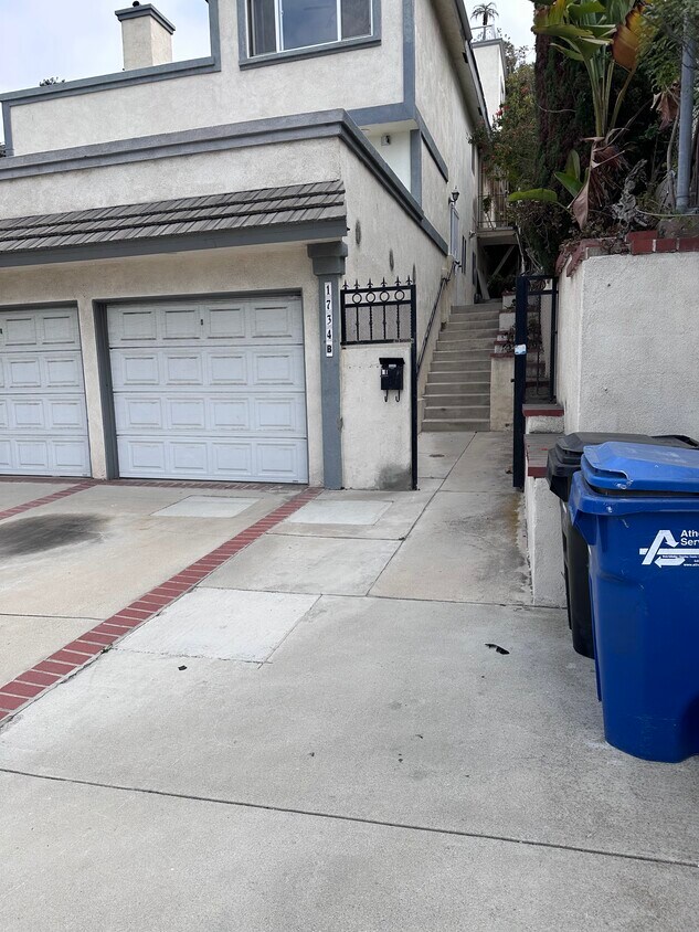 Foto principal - 1734 Prospect Ave