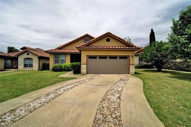 Building Photo - 5608 Toscana Ave