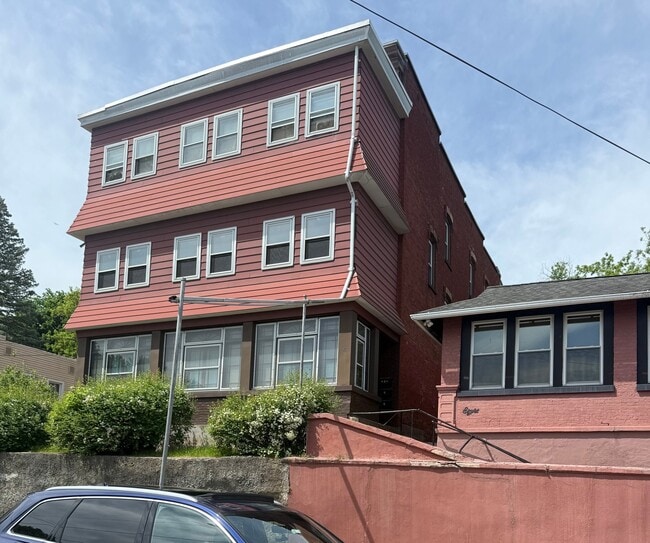 Building Photo - 6 Hamilton Pl