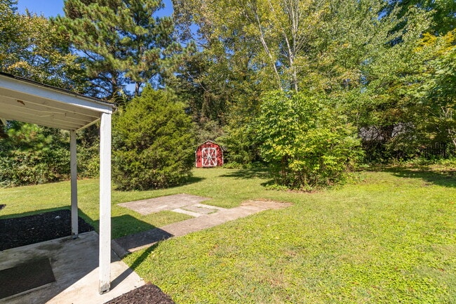 Building Photo - 2510 Harley Dr