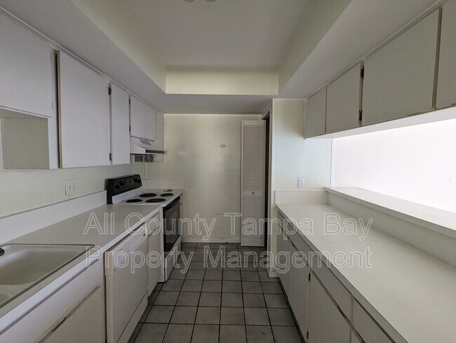 Foto del edificio - 1 Windrush Blvd