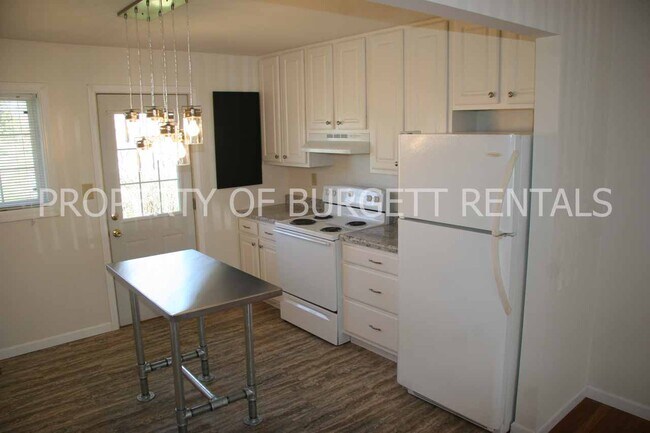 2 BEDROOM UNIT - 1601 W 350 N