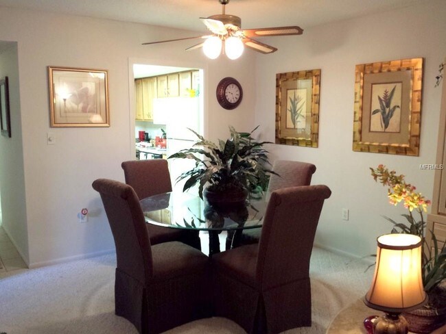 Foto del edificio - 3634 Lake Bayshore Dr