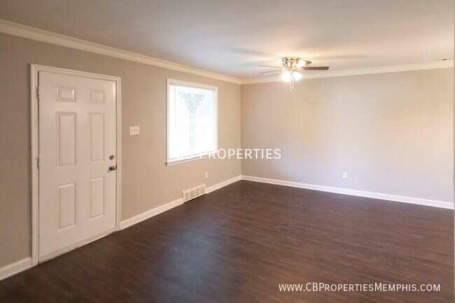 Building Photo - 964 Enfield Rd
