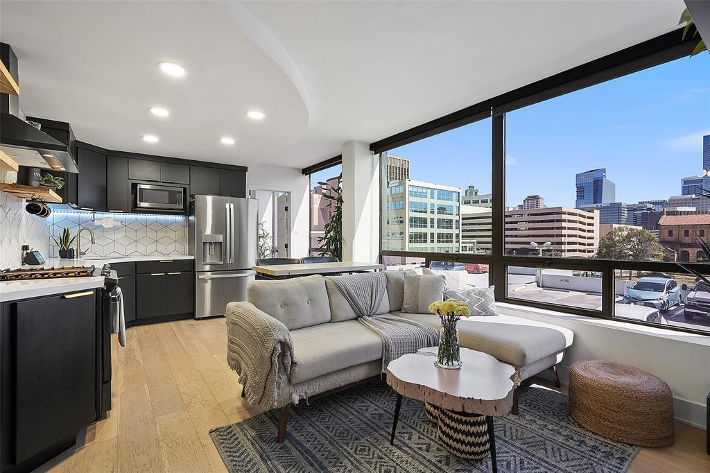Foto principal - 1212 Guadalupe St