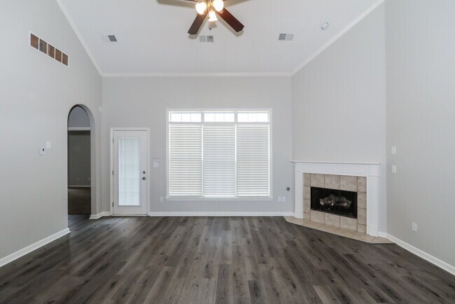 Foto del edificio - 2721 Misty Bay Dr