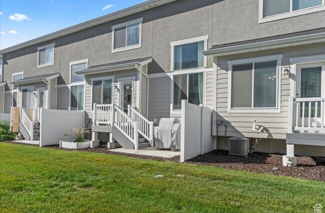 Foto del edificio - 1630 N 3740 W