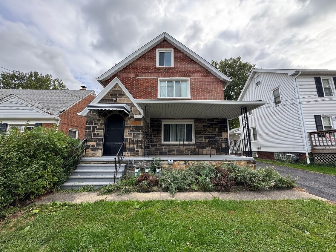 Primary Photo - 1405 Sheffield Rd