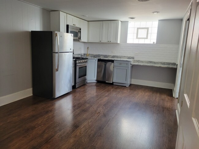 Foto del edificio - 2949 W Peterson Ave