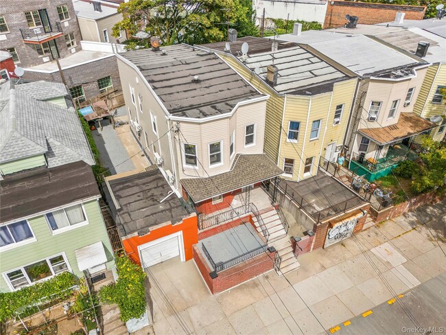 Foto del edificio - 96-29 Corona Ave.