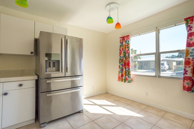 Kitchen - 507 N K St