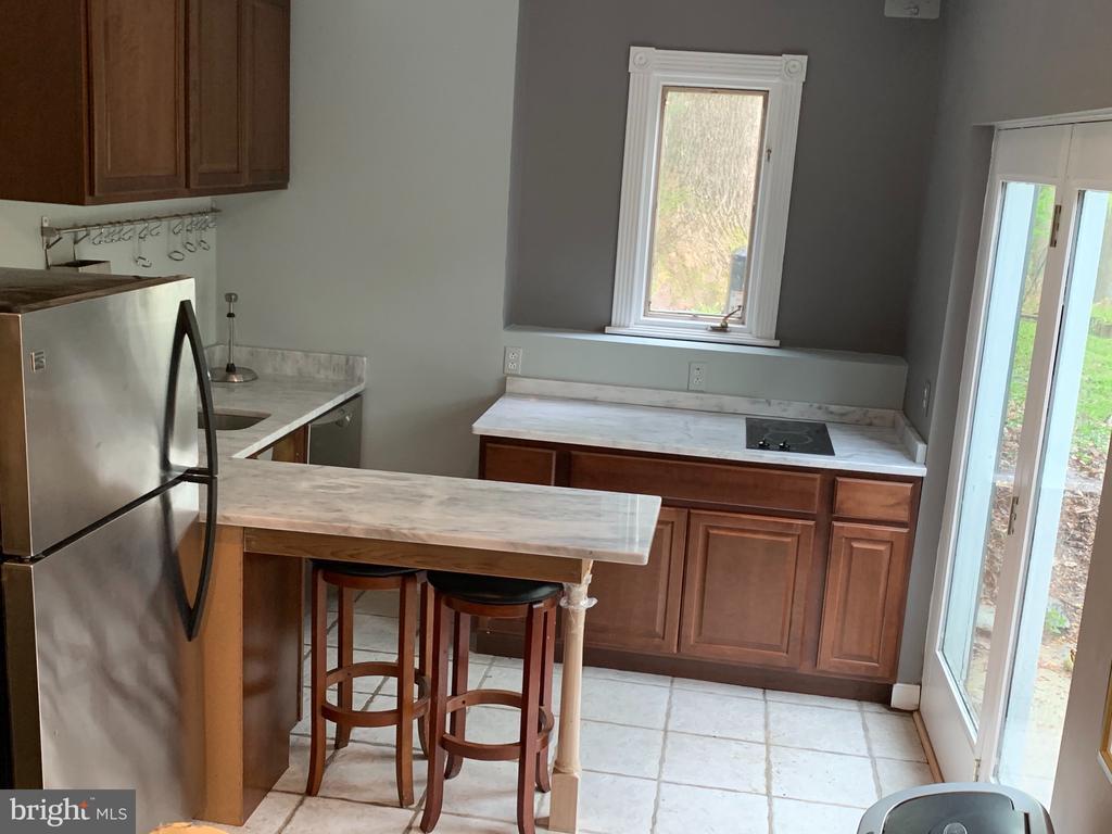 Foto principal - 14915 River Rd