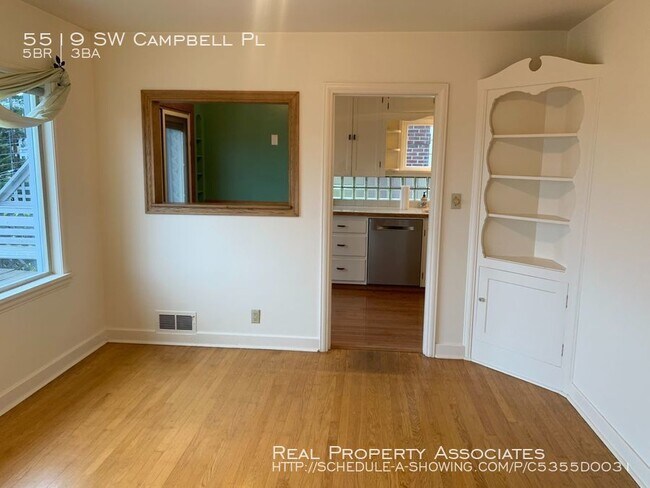 Building Photo - 5519 SW Campbell Pl