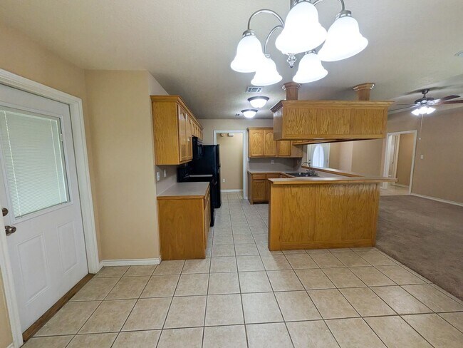 Foto del edificio - 6008 Wheeler Rd