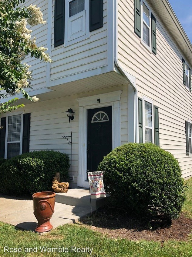 Foto principal - 2 br, 2.5 bath House - 2325 Barnsley Ct.