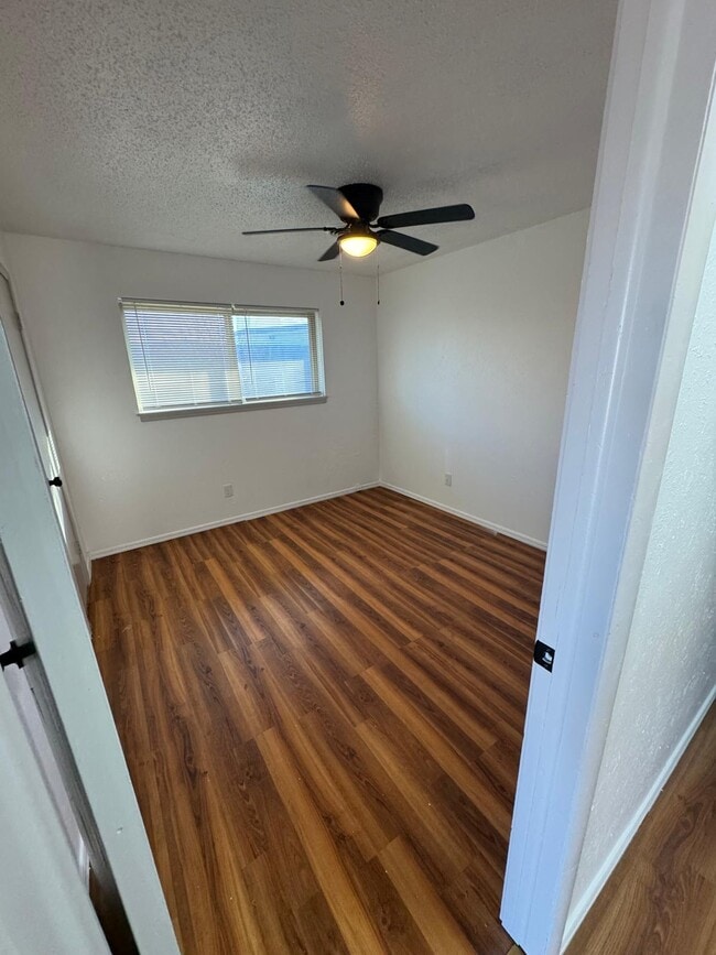 Building Photo - 1816 NW Crosby Park Cir