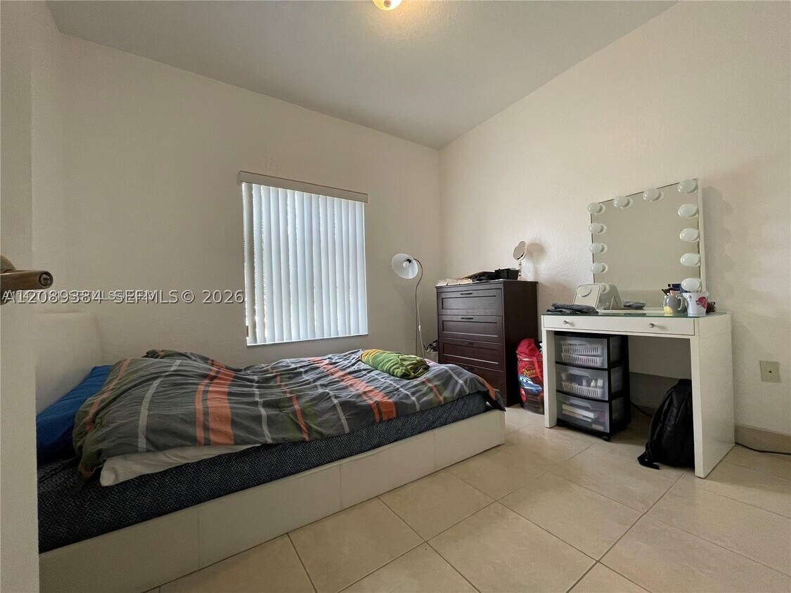 Foto del edificio - 10760 NW 82nd Terrace