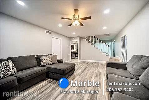 Building Photo - 4 br, 2.5 bath House - 1005 Pyramid Dr