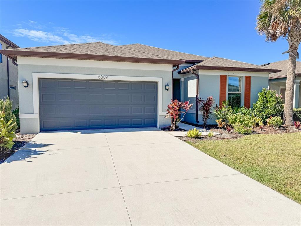 Foto principal - 6309 Kevesta Ave