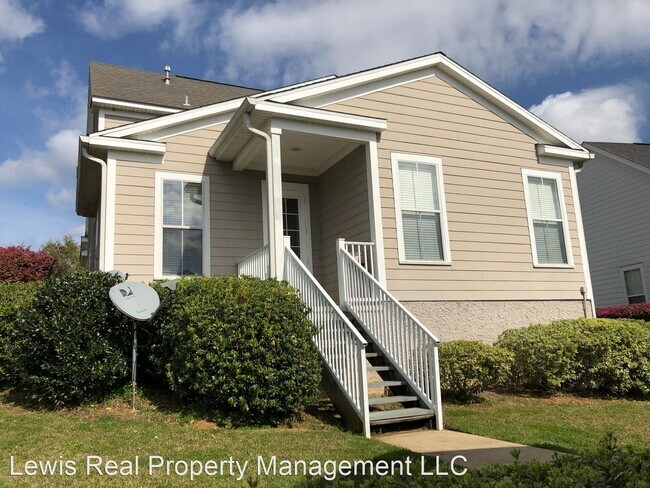 Building Photo - 3 br, 2.5 bath House - 3566 Four Oaks Blvd