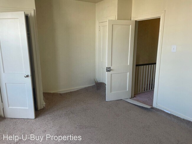 Foto del edificio - 3 br, 1 bath House - 888 Anchor st